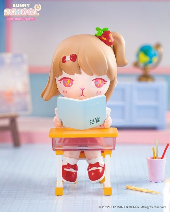 Pop Mart 泡泡瑪特盲盒手辦 - Bunny校園系列