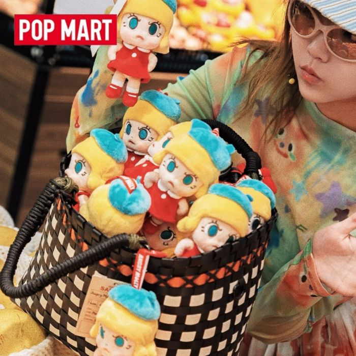 Pop Mart 泡泡瑪特毛絨公仔掛件 - Molly 生氣系列 (原火)